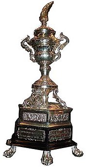 coupe med V